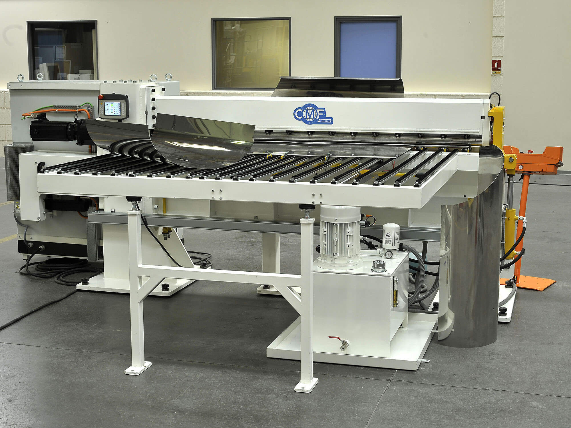 CMF T180 manual operated machine for precision rollformed sheet structure